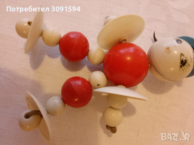 Винтидж бебешка- дрънкалка играчка целоид бакелит, снимка 8 - Колекции - 44602223