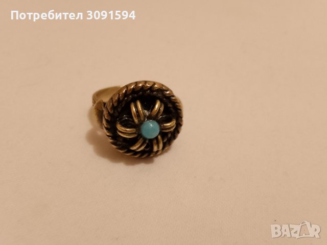 Дамски пръстен възрожденски стил, снимка 2 - Антикварни и старинни предмети - 42175234