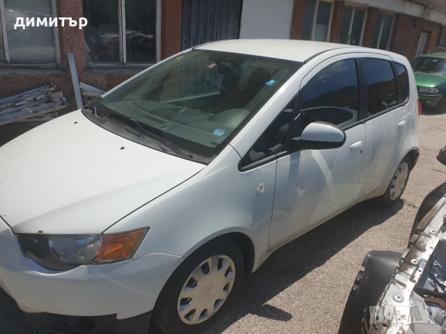 Mitsubishi Colt 1.1i 2011г на части, снимка 6 - Автомобили и джипове - 41406164