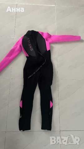 Неопрен O'NEILL Womens Reactor II 3/2mm Back Zip Wetsuit, снимка 2 - Водни спортове - 41407455