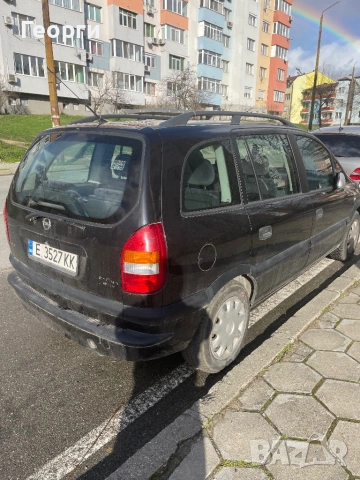Опел Зафира 1.6 16v 101cc газ/бензин, снимка 2 - Автомобили и джипове - 53662373