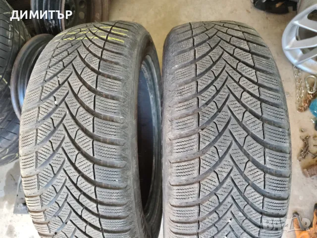 2бр.зимни гуми SEMPERIT 215/55/17 99V DOT 4421, снимка 2 - Гуми и джанти - 49396351
