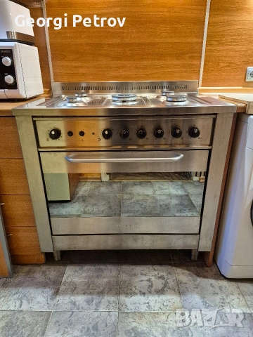 Профисоонална Газова Печка , снимка 5 - Печки, фурни - 53637686