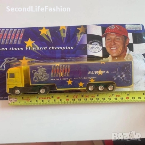 Михаел Шумахер, 7-кратен шампион във Формула 1, колекционерски камион, лимитирана серия Mercedes, снимка 4 - Колекции - 52503184