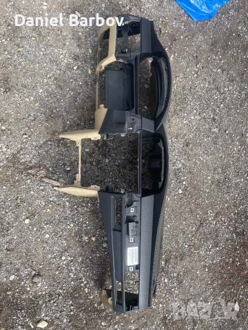 Табло за BMW E6x  със ключ със дупки за къпхолдъри