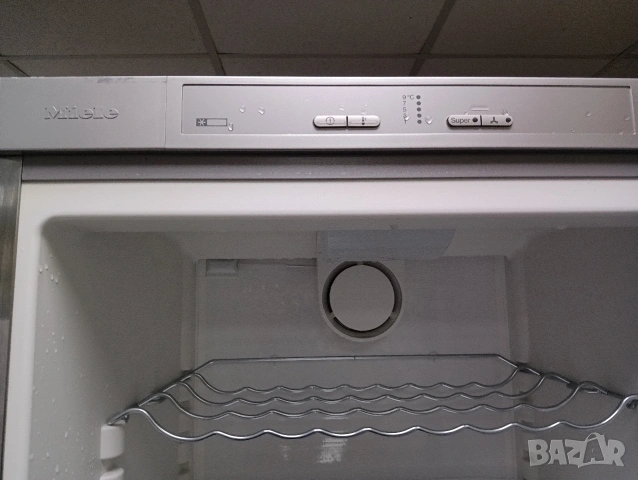 Огромен иноксов хладилник Миеле Miele Made in Germany с две години гаранция!, снимка 2 - Хладилници - 53039704