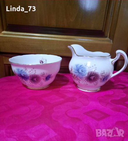 Голяма латиера + отворена захарница-"Royal Vale"-костен порцелан. Внос от Германия., снимка 1