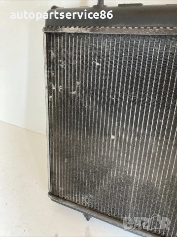 Радиатор за водна охлаждаща течност за Peugeot 308 2.0 HDI (2009) 9680533480, снимка 3 - Части - 53634697