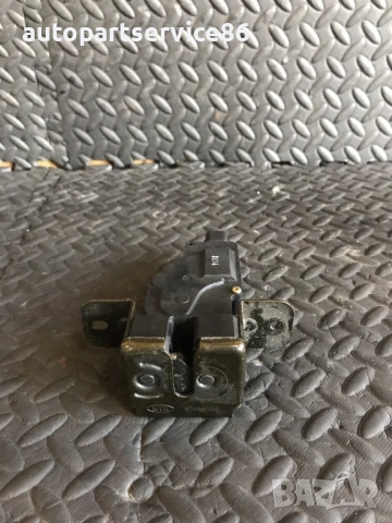 Механизъм за заключване на прозорец на заден капак за KIA Sorento (2003-2007) 87130-3E000