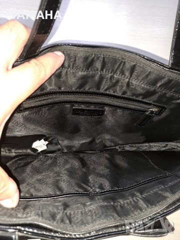 Valentino  Дамска  Чанта , снимка 4 - Чанти - 41671787