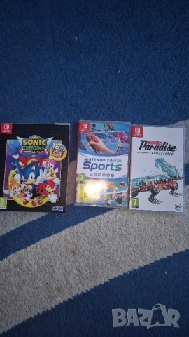 Nintendo Switch OLED Splatoon Edition + 3 Игри, снимка 4 - Nintendo конзоли - 52428925