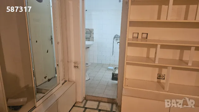 Продавам  партер, снимка 11 - Гаражи и паркоместа - 49420615