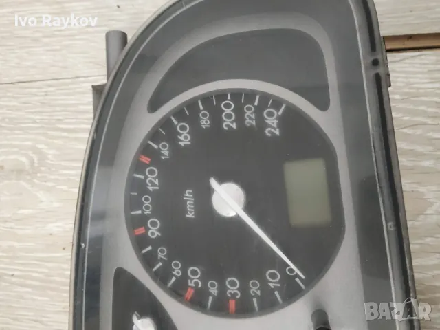 Километраж за Renault Laguna II Hatchback (03.2001 - 12.2007) , 8200218878 , снимка 2 - Части - 47557896