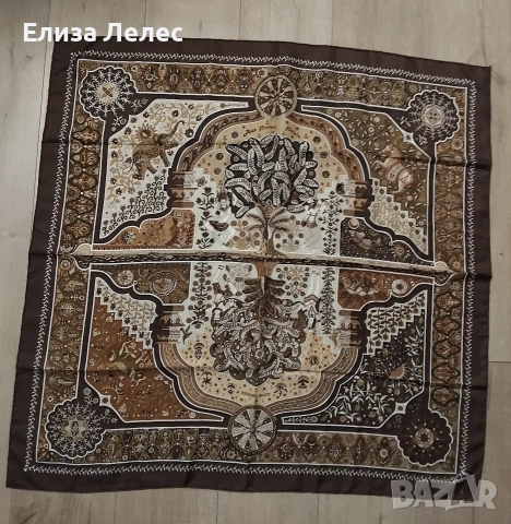Hermes оригинален копринен шал 90/90 см., снимка 3 - Шалове - 52923743