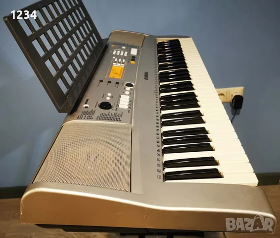 Синтезатор клавир пиано YAMAHA PSR E-313 с динамична клавиатура 5 октави МИДИ, снимка 2 - Синтезатори - 55736965