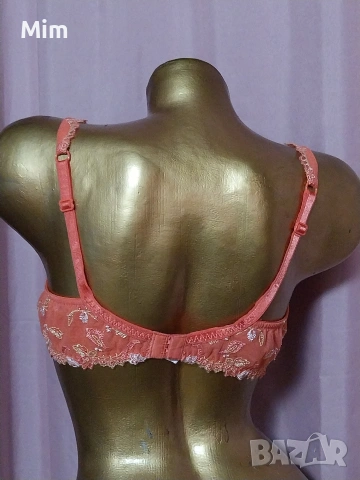 LISE CHARMEL 85 D Дантелен сутиен в розово и светло зелено, снимка 4 - Бельо - 53015417