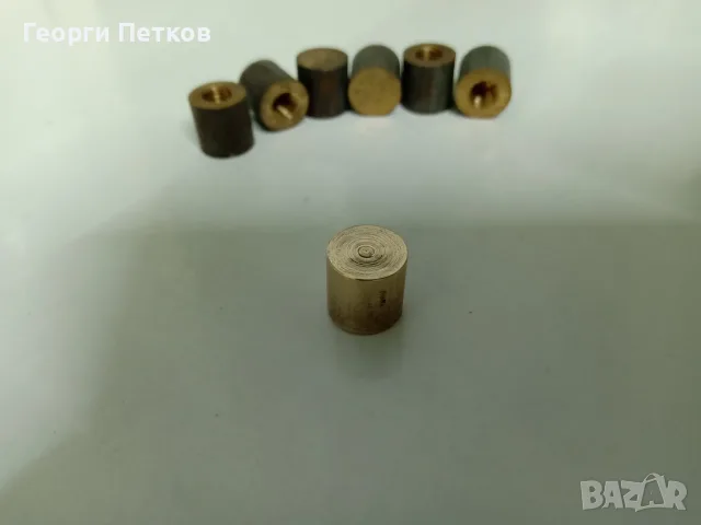 Декоративно месингово "цилиндърче" ф10х10 мм. , снимка 2 - Декорация за дома - 56334138