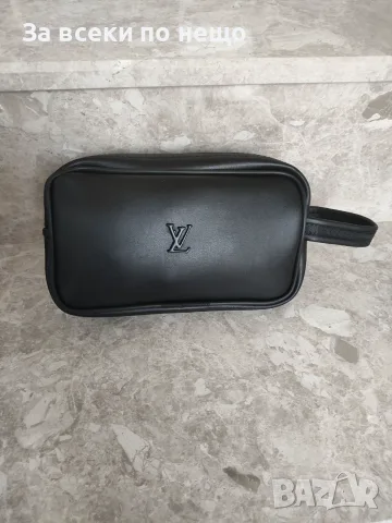 Louis Vuitton Мъжка Черна Чанта Несесер С Дръжка За Китката Код Bal Style74, снимка 2 - Чанти - 55939493