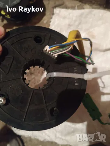 Лентов кабел и ъгъл на завиване от Мерцедес C 270 , 203 460 01 49, снимка 2 - Части - 47387016