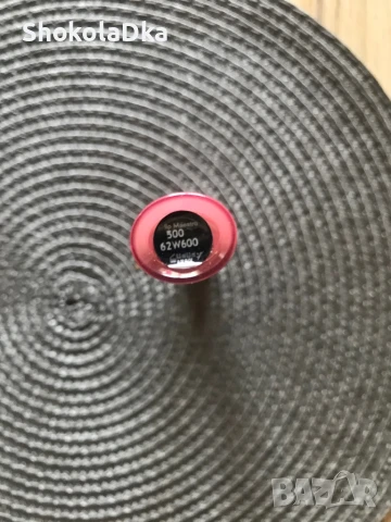 Червило Armani, снимка 4 - Декоративна козметика - 51152311