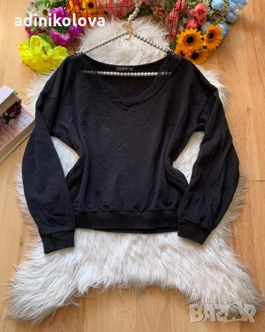 Блуза с дантелено деколте, снимка 1