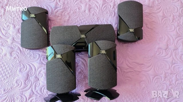 JBL cinema 300, център + 4 сателитни колонки.