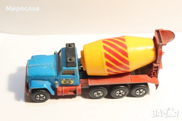 MATCHBOX БЕТОНОВОЗ МИКСЕР КОЛИЧКА КАМИОН МОДЕЛ, снимка 2 - Колекции - 53411560
