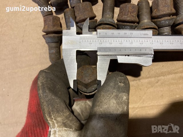 Продавам Болтове с Шайба за Джанти Mercedes Истински М14х1.50х19, снимка 5 - Аксесоари и консумативи - 44312584