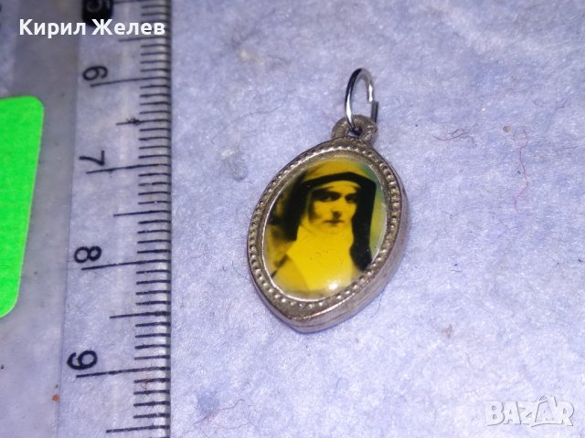 РЯДКА КАТОЛИЧЕСКА ДВУСТРАННА ПОСРЕБРЕНА ИКОНКА РЕЛИКВАРИЙ 31218, снимка 6 - Антикварни и старинни предмети - 39857016