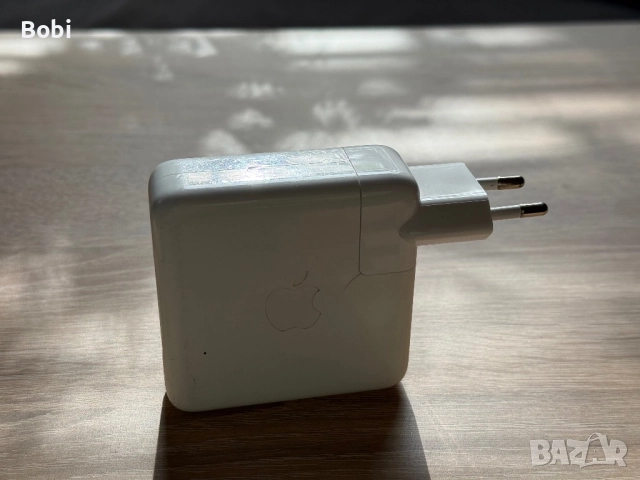  Apple Macbook Power Adapter Charger (A1947) - 61W - USB-C, снимка 11 - Оригинални зарядни - 52401797
