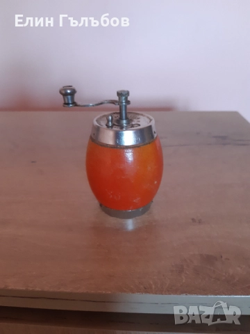 Мелничка за черен пипер Родина, Бг производство, от старите, снимка 5 - Други - 52943593