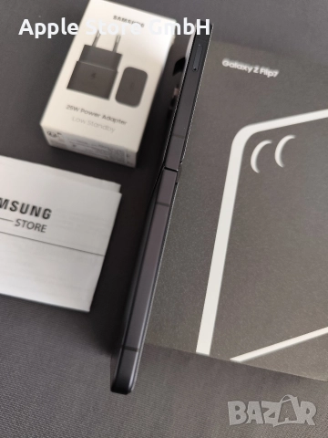 Samsung Z Flip 7 JetBlack 12GB RAM / 256 ROM, снимка 5 - Samsung - 52636224
