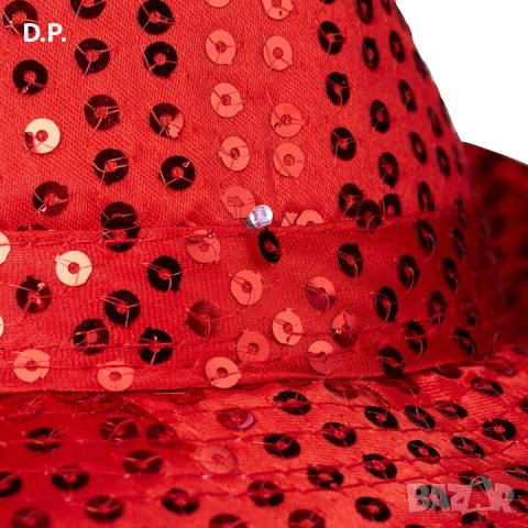 Шапки с пайети, снимка 6 - Шапки - 52842971