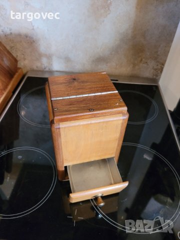 Старинна мелничка за кафе, снимка 4 - Антикварни и старинни предмети - 41719739