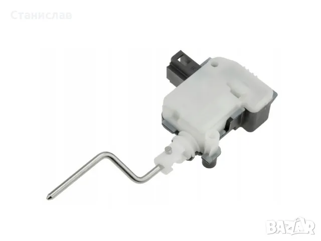 Audi A3 8P Моторче за заключване на резервоар , снимка 3 - Части - 50187240