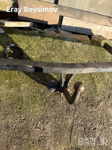 Теглич за Голф 4, снимка 3 - Части - 52931232