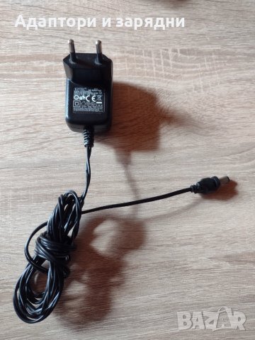 Зарядно адаптор Bosch 27v 0.5A