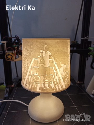Персонализирана настолна лампа с Ваши снимки, снимка 4 - Настолни лампи - 36065532