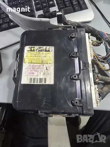 89540-60310 управление модул ABS TRC VSC Toyota Land Cruiser 120 115811-12090