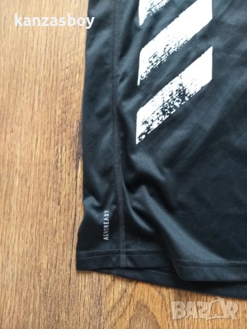 adidas - страхотен мъжки потник КАТО НОВ, снимка 4 - Други - 40779388