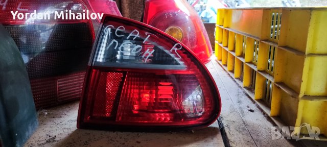 Десен външен стоп за Сеат Леон