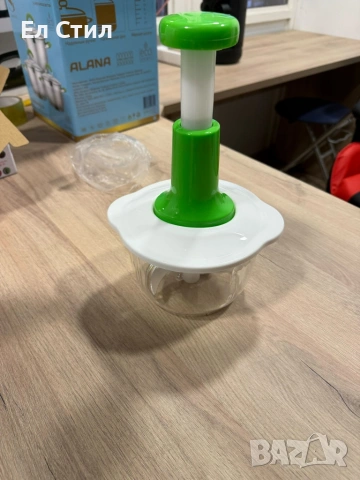 Ръчен кухненски чопър 900 мл с 3 остриета от неръждаема стомана Cheffinger, снимка 5 - Чопъри и пасатори - 53573960