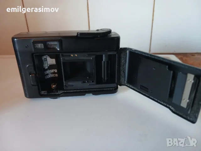 Аналогови фотоапарати ., снимка 9 - Антикварни и старинни предмети - 53506327
