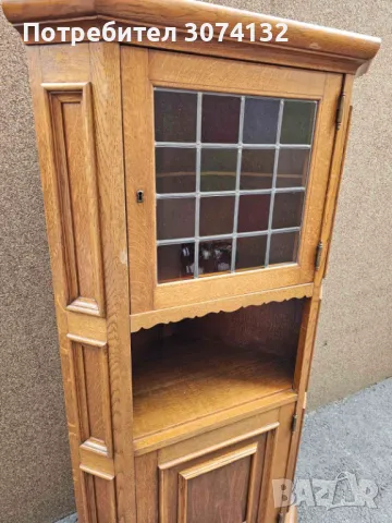 Масивна дъбова витрина за ъгъл с оловен витраж, снимка 2 - Шкафове - 49028230