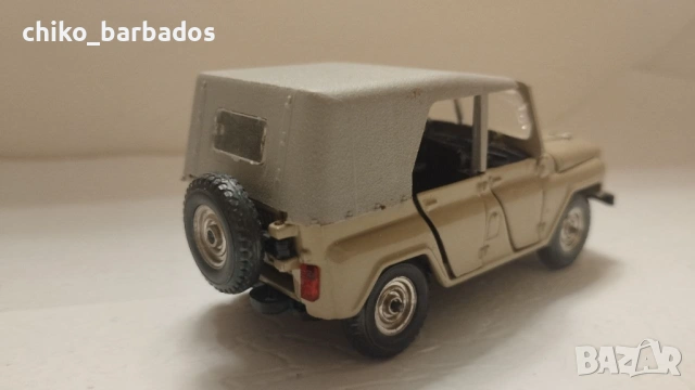 Съветски Модел 1/43, снимка 5 - Колекции - 53754156