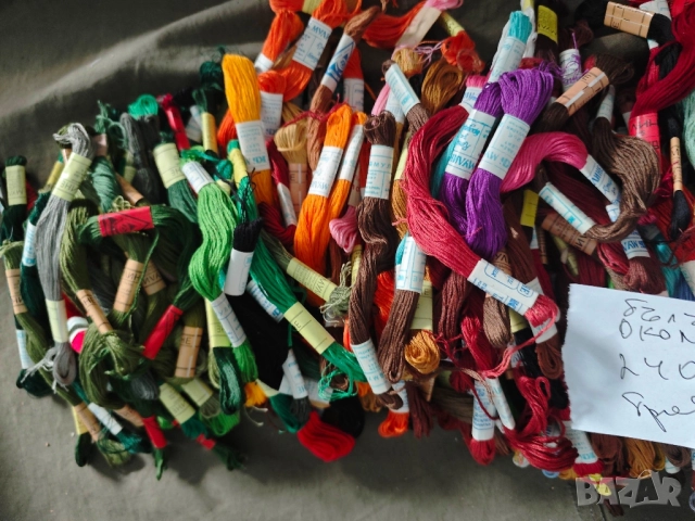 Продавам стари конци за гоблени, снимка 8 - Други - 51775999