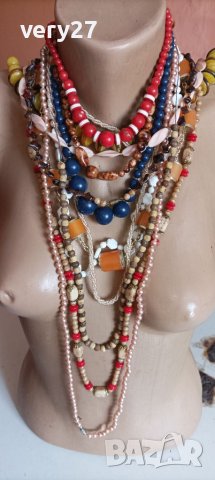 Дамски украшения и принадлежности, снимка 3 - Колиета, медальони, синджири - 40753427