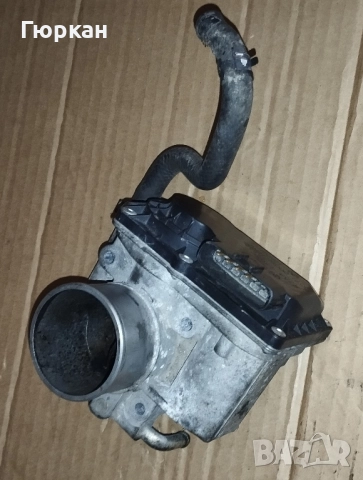 Mazda 6  2.2D Дроселова Клапа R2 AA 136B0, снимка 3 - Части - 52239830