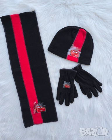 Шапка шал и ръкавици Маккуин Светкавицата 5-8 години - НОВ, снимка 6 - Шапки, шалове и ръкавици - 52733122