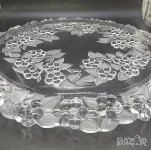 Ново немско кристално плато/ тортена чиния с релефни цветя, снимка 1